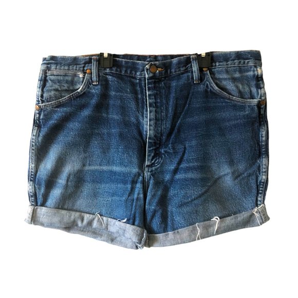 High Waist Denim Shorts repurposed from Wrangler Jeans waist approx 40in - Picture 1 of 6